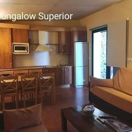 Camping Aguas Claras Ла-Асенья-де-ла-Боррега