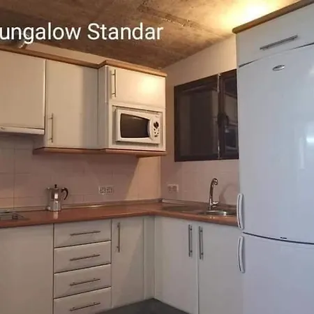 Camping Aguas Claras Ла-Асенья-де-ла-Боррега